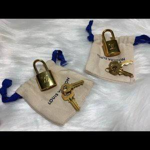 LOCK SET w/ pouch
